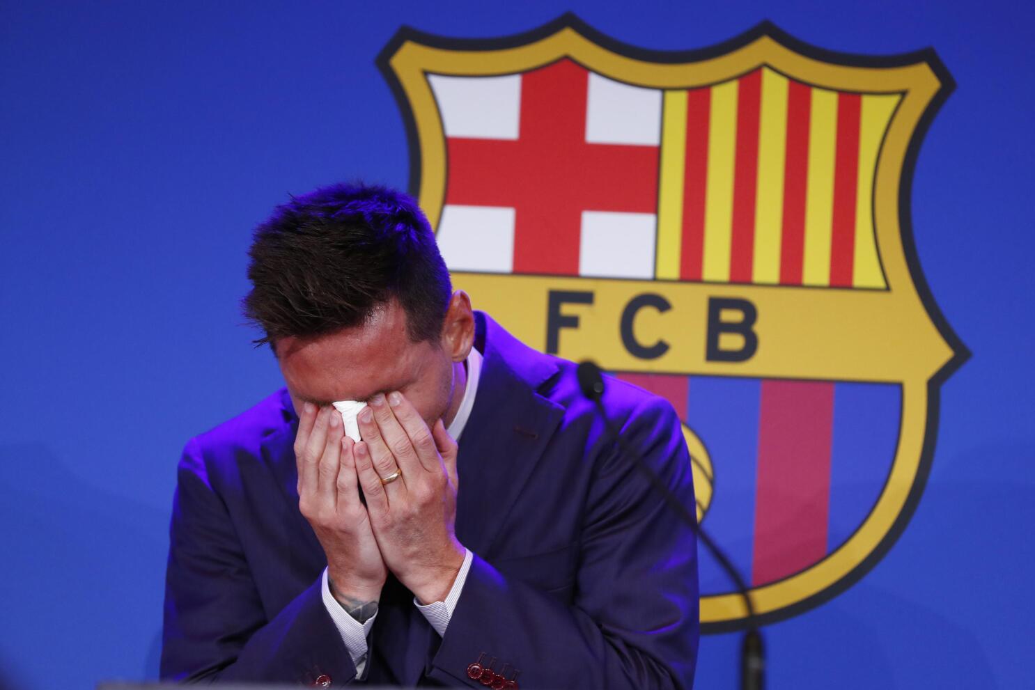 Messi leaving shop barcelona